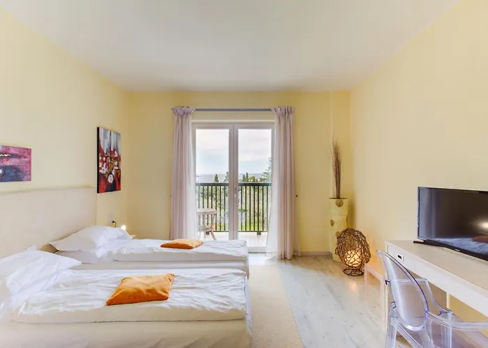 Hotiday Garda Hotel 3*